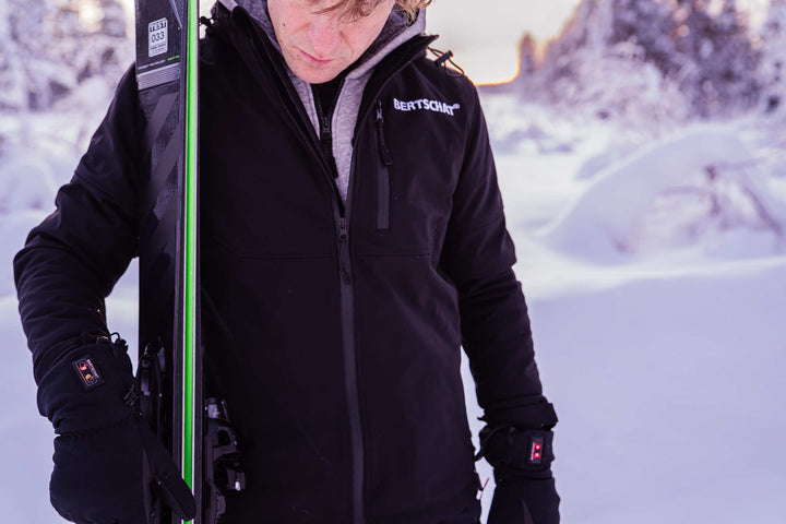 How to stay warm in (extreme) cold? Tips to prevent cold hands and feet.